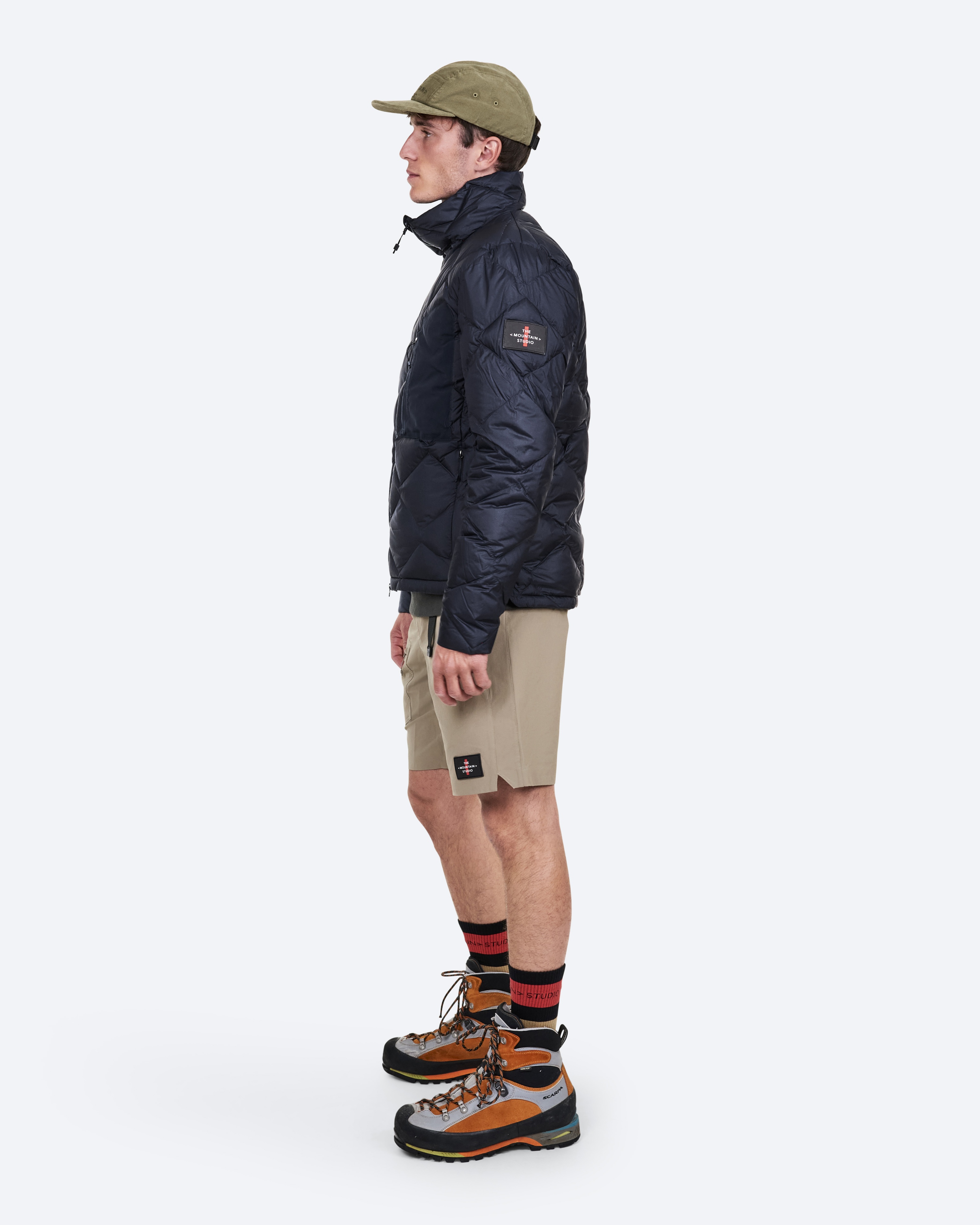 THE MOUNTAIN STUDIO - ULTRALIGHT DOWN JACKET